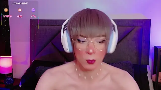 Snapshot of Sammy_Russell chatting on February 10, 2026, 8:02 am Sammy Russell online show from February 10, 2026, 8:02 am