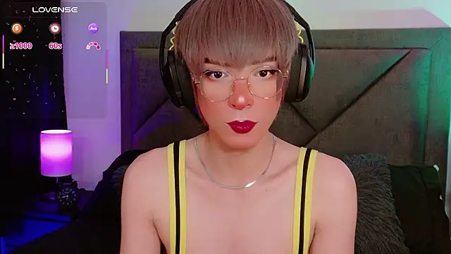 Snapshot of Sammy_Russell chatting on February 7, 2026, 8:11 am Sammy Russell online show from February 7, 2026, 8:11 am