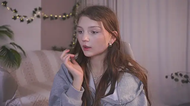 Snapshot of CindyGarrison chatting on September 14, 2025, 1:39 am CindyGarrison online show from September 14, 2025, 1:39 am
