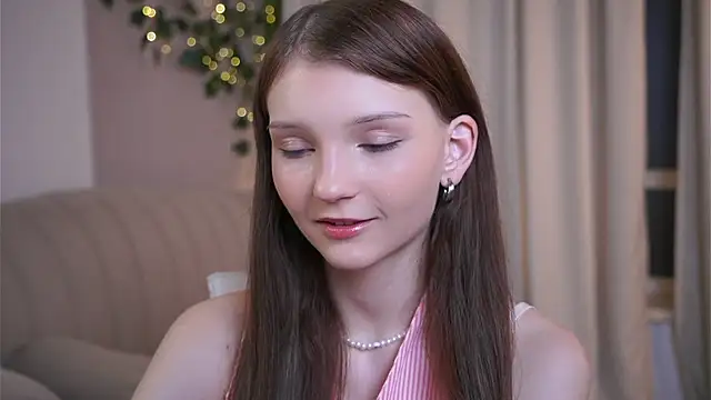 CindyGarrison online show from March 31, 2026, 10:45 pm