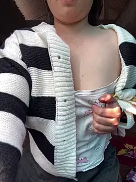 Snapshot of Sexyass13 chatting on December 22, 2025, 6:35 am Sexyass13 online show from December 22, 2025, 6:35 am