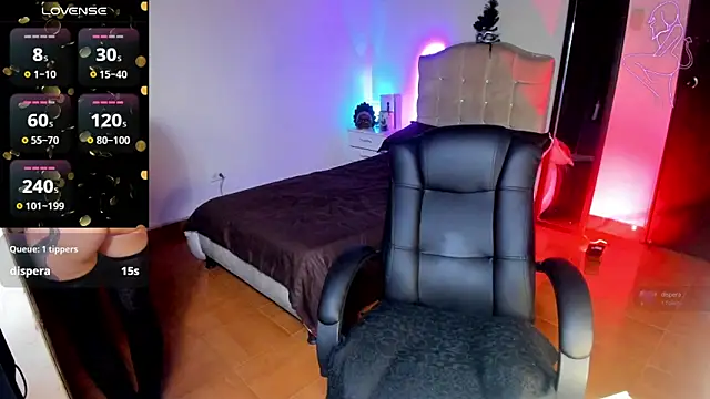 vampirellaa crazy  online show from October 8, 2025, 5:31 am