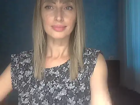 EffectMaya online show from September 10, 2025, 2:49 pm