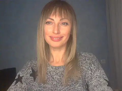 Snapshot of EffectMaya chatting on January 18, 2026, 8:23 pm EffectMaya online show from January 18, 2026, 8:23 pm