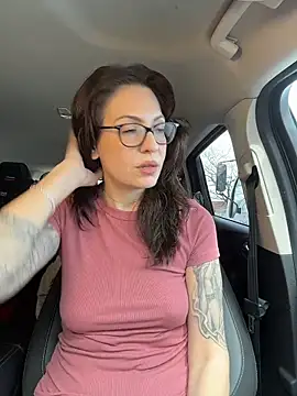 BeautifulMesss online show from March 26, 2026, 3:43 pm