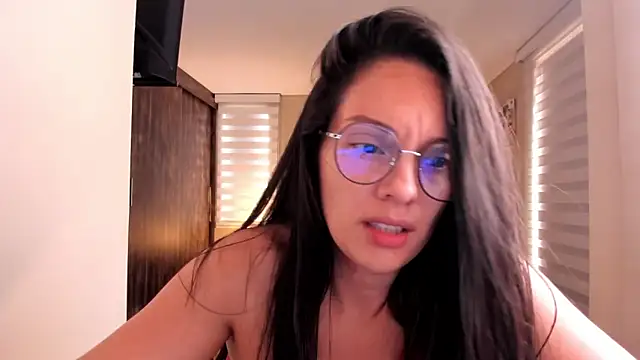Snapshot of anabel_025 chatting on March 19, 2025, 6:12 pm anabel 025 online show from March 19, 2025, 6:12 pm