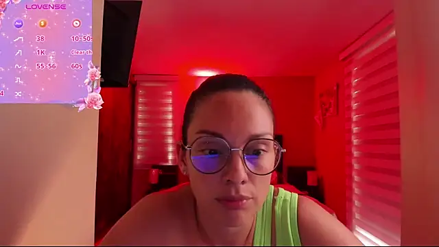Snapshot of anabel_025 chatting on June 14, 2026, 9:16 pm anabel 025 online show from June 14, 2026, 9:16 pm