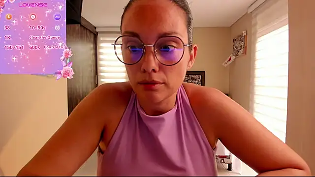 Snapshot of anabel_025 chatting on May 28, 2026, 9:10 pm anabel 025 online show from May 28, 2026, 9:10 pm