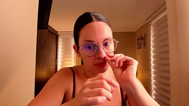 Snapshot of anabel_025 chatting on January 15, 2026, 2:42 pm anabel 025 online show from January 15, 2026, 2:42 pm