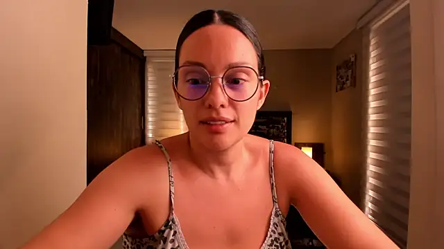 Snapshot of anabel_025 chatting on December 18, 2025, 5:28 pm anabel 025 online show from December 18, 2025, 5:28 pm