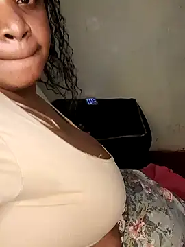 Snapshot of clitorisqueen93 chatting on March 1, 2025, 8:42 pm clitorisqueen93 online show from March 1, 2025, 8:42 pm