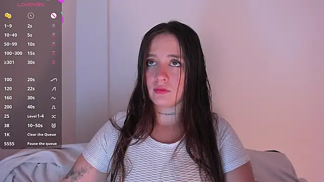 Sabrina Lennox online show from September 16, 2025, 12:28 pm