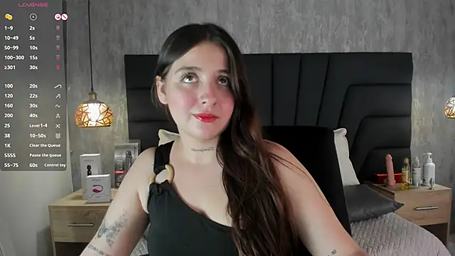 Sabrina Lennox online show from March 12, 2025, 10:39 pm