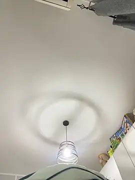 ciokoleit online show from December 21, 2025, 6:53 pm