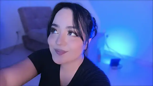 ValeryySoto  online show from February 14, 2025, 12:30 am