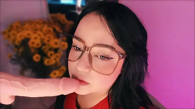 ValeryySoto  online show from September 12, 2025, 3:06 am