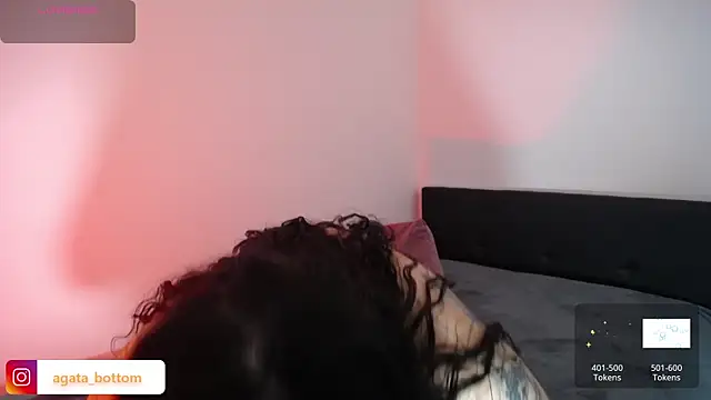 Snapshot of NewAgatha_Bolton chatting on December 2, 2025, 8:32 pm NewAgatha Bolton online show from December 2, 2025, 8:32 pm