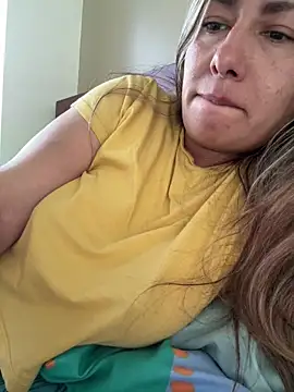 xLadyScarlettx online show from March 6, 2025, 10:36 pm