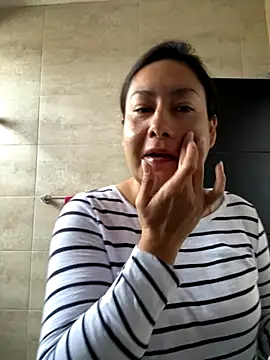 xLadyScarlettx online show from October 27, 2025, 4:08 pm