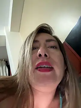 xLadyScarlettx online show from February 14, 2025, 3:22 am