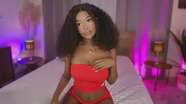 Isaa Coleman  online show from December 18, 2025, 10:02 pm