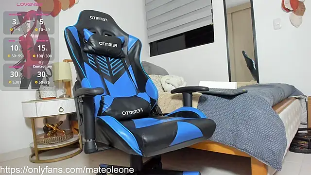 mateoleonee online show from April 21, 2026, 2:51 am