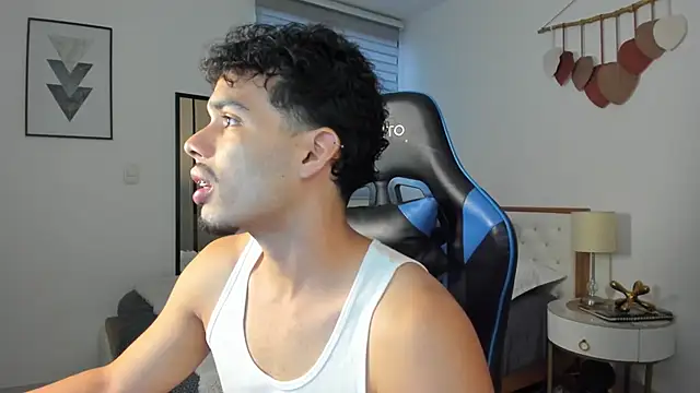 mateoleonee online show from March 5, 2025, 8:00 pm