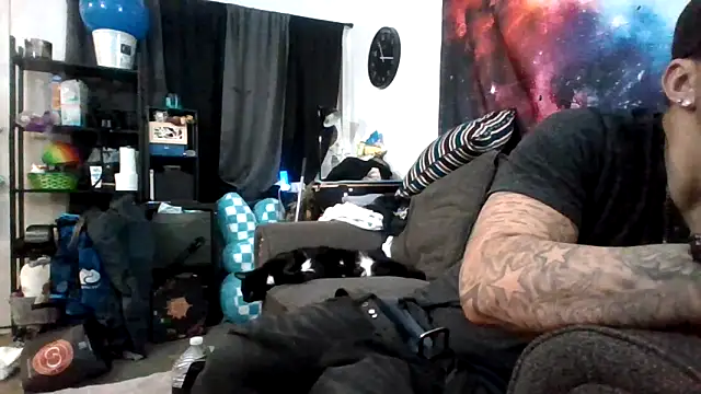 Antoniothedon online show from May 13, 2026, 6:20 am