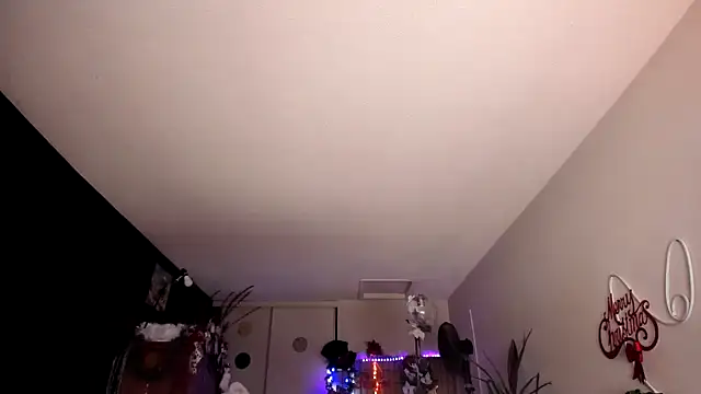 leatherz69 online show from December 29, 2024, 3:11 am