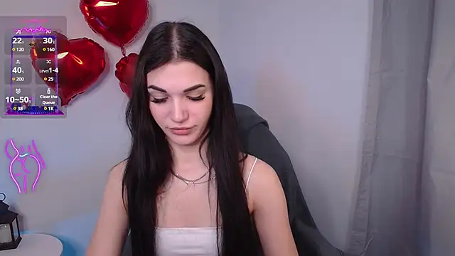 Snapshot of Hellen_Moore chatting on March 19, 2025, 12:48 am Hellen Moore online show from March 19, 2025, 12:48 am