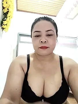 Snapshot of Sexy-bigtits2024 chatting on February 4, 2025, 1:02 am Sexy-bigtits2024 online show from February 4, 2025, 1:02 am