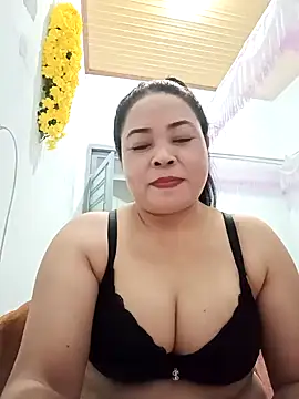 Snapshot of Sexy-bigtits2024 chatting on January 2, 2025, 12:35 pm Sexy-bigtits2024 online show from January 2, 2025, 12:35 pm