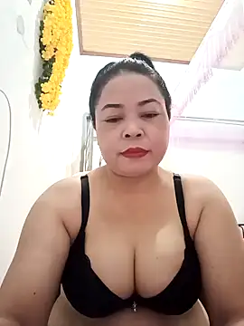 Snapshot of Sexy-bigtits2024 chatting on January 16, 2025, 12:34 am Sexy-bigtits2024 online show from January 16, 2025, 12:34 am