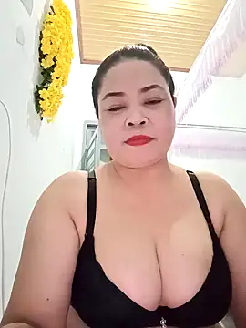 Snapshot of Sexy-bigtits2024 chatting on January 17, 2025, 1:03 pm Sexy-bigtits2024 online show from January 17, 2025, 1:03 pm