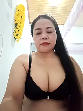 Snapshot of Sexy-bigtits2024 chatting on December 26, 2024, 9:47 pm Sexy-bigtits2024 online show from December 26, 2024, 9:47 pm