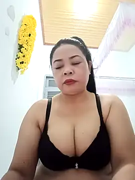 Snapshot of Sexy-bigtits2024 chatting on December 28, 2024, 9:30 pm Sexy-bigtits2024 online show from December 28, 2024, 9:30 pm