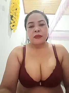 Snapshot of Sexy-bigtits2024 chatting on December 20, 2024, 1:33 pm Sexy-bigtits2024 online show from December 20, 2024, 1:33 pm