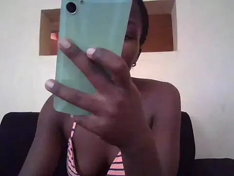Snapshot of ebonyvalleria1 chatting on July 29, 2026, 12:15 pm ebonyvalleria1 online show from July 29, 2026, 12:15 pm