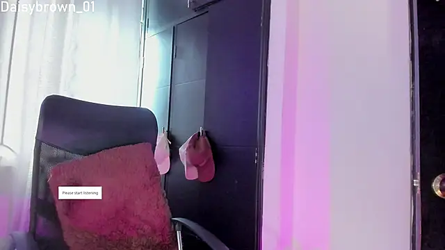 Daisy Brown01 online show from October 25, 2025, 3:56 pm