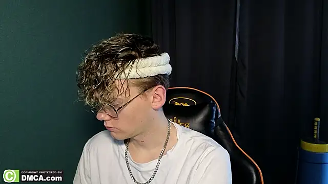 Snapshot of Keytaro chatting on February 28, 2026, 6:13 am Keytaro online show from February 28, 2026, 6:13 am