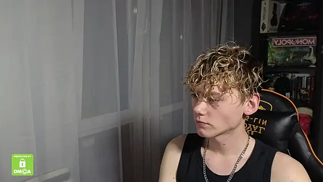 Keytaro online show from October 24, 2025, 1:04 am