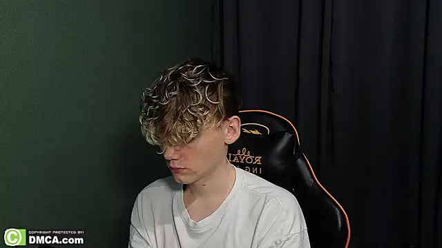 Snapshot of Keytaro chatting on February 11, 2026, 11:26 pm Keytaro online show from February 11, 2026, 11:26 pm