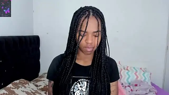 Marce 22 online show from February 25, 2025, 9:15 pm