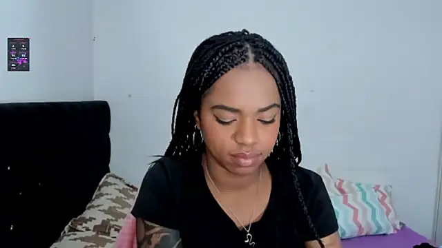 Marce 22 online show from February 25, 2025, 4:24 am