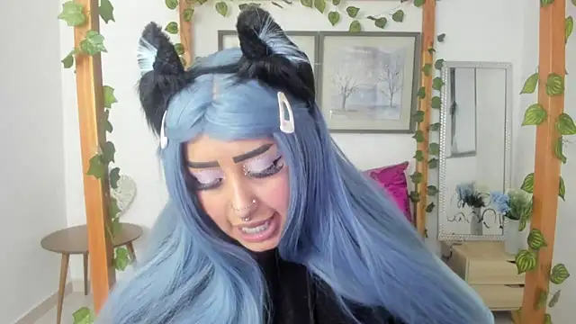 lussyevans24 online show from March 17, 2025, 3:47 am