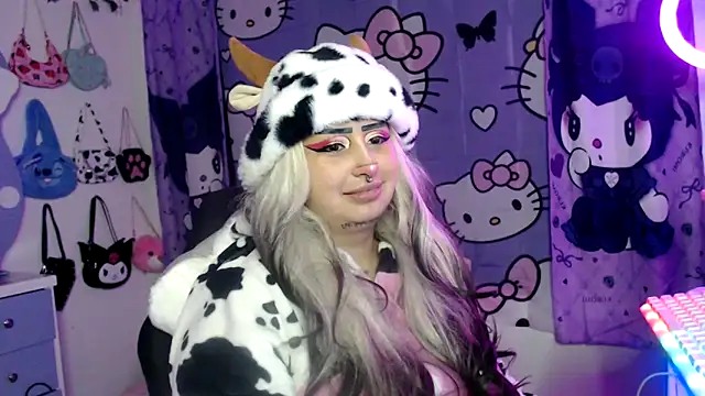 lussyevans24 online show from September 9, 2025, 6:01 am