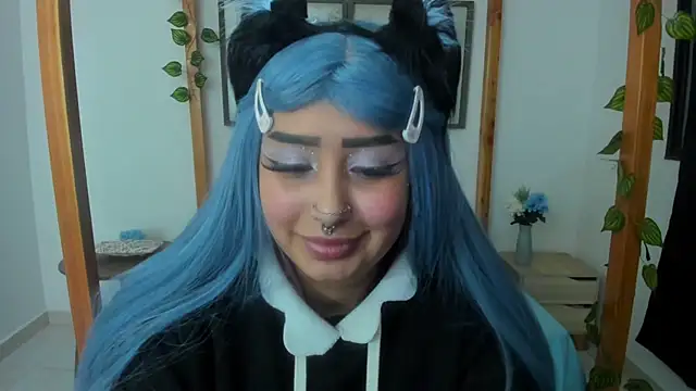 lussyevans24 online show from March 21, 2025, 3:44 am