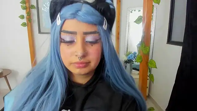 lussyevans24 online show from March 20, 2025, 4:29 am