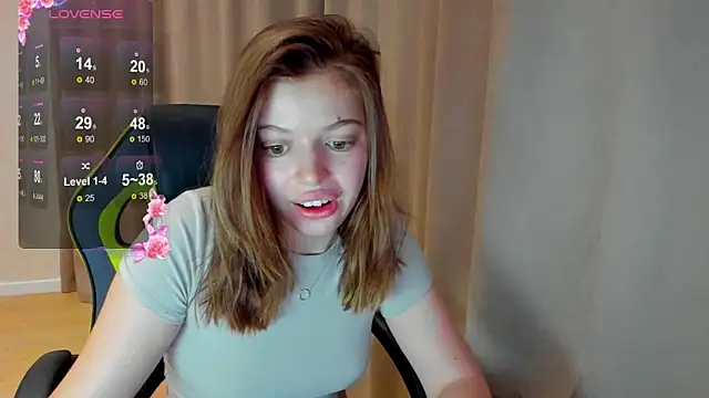 Snapshot of Nicky_Rosee chatting on February 21, 2026, 1:18 am Nicky Rosee online show from February 21, 2026, 1:18 am