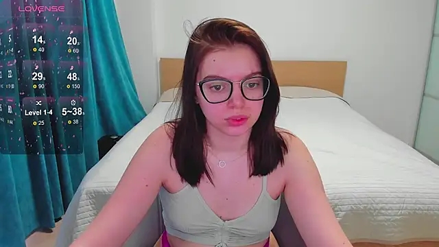 Snapshot of Nicky_Rosee chatting on February 25, 2025, 5:52 am Nicky Rosee online show from February 25, 2025, 5:52 am